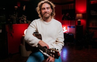 Matt Corby releases Like A Versions EP