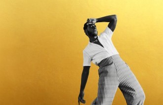 Leon Bridges heads on tour